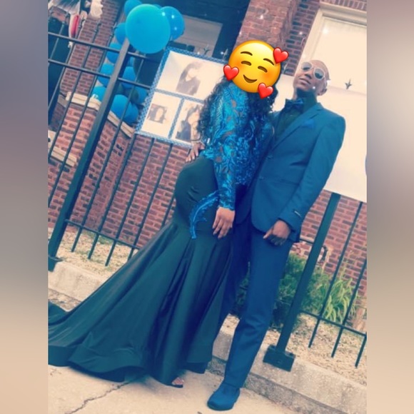 Prom Dress - Picture 3 of 3